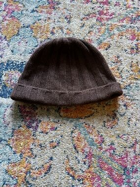Boggi Milano 100% Cashmere- Classic Ribbed Knit Beanie - Chocolate Brown